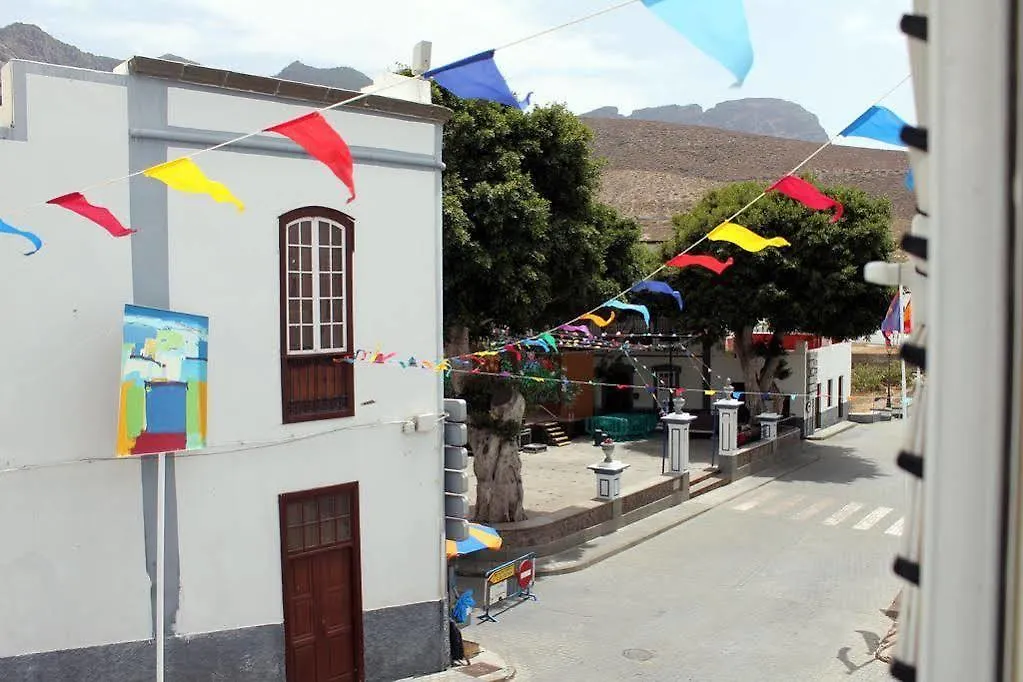 La Papaya - Eco - Yoga - Hiking - Hostel Agaete